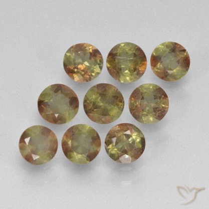 Andalousite cabochon 8mm