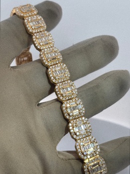 Bijoux en pierres naturelles à Fréjus