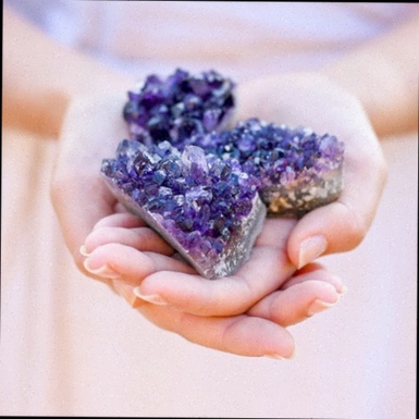 Bijoux en pierres naturelles et design à Fréjus